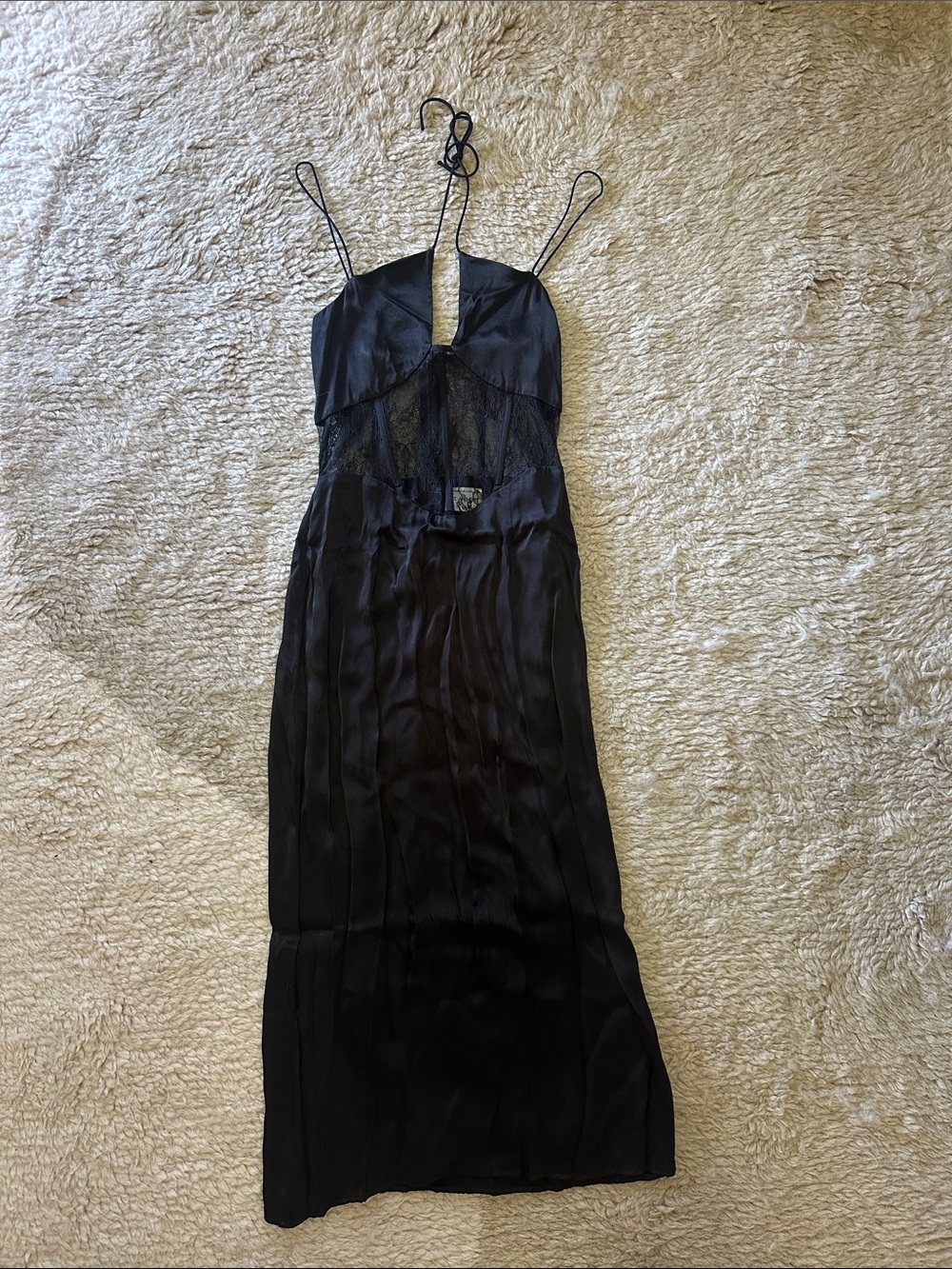 Sabo Skirt Yehah Midi Dress in Black